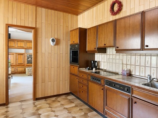 Gepflegter Bungalow mit Terrasse, Garten und Garage in Schalkholz zu verkaufen – Küche