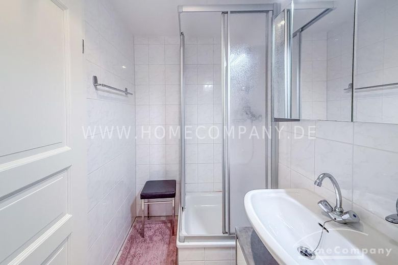 14050 HomeCompany Dresden مفروش/مؤثث شقة جميلة من 3 غرف في فايسن هيرش مع استخدام الحديقة بحد أقصى 3 أشخاص – 7f3fdcaa593b9d8377ee89c7cf1dba648ef6f09d.jpg
