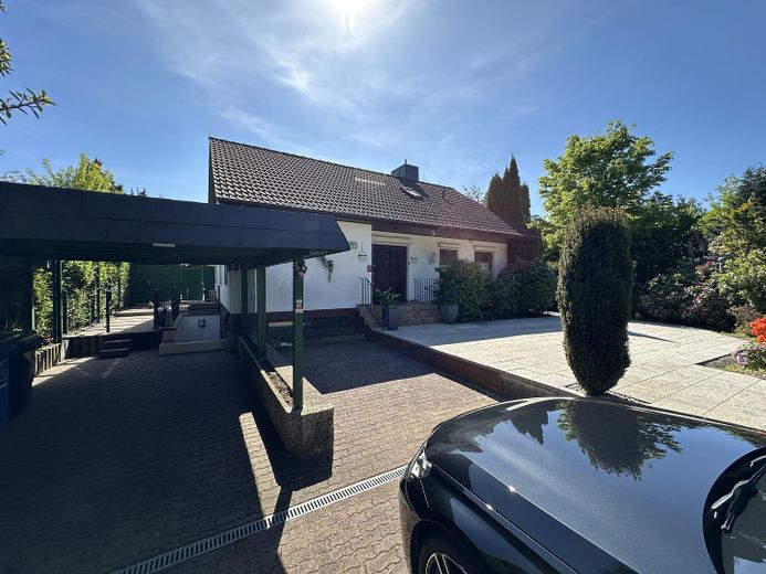 1x Carport 1x Stellplatz