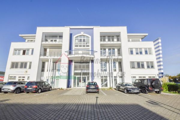 PROVISIONSFREI! DIETZ: 718m² auf 16 Büroräume im 1. Obergeschoss in Großwallstadt - Sofort frei!