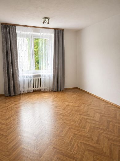 4 ZKB-Wohnung mit Balkon – Foto 3