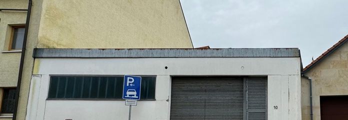 Lagerhalle von außen