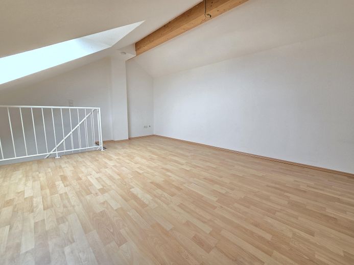 Moderne 4-5 Zimmer-Maisonette-Whng. in Filderstadt-Plattenhardt – Studio oben 2