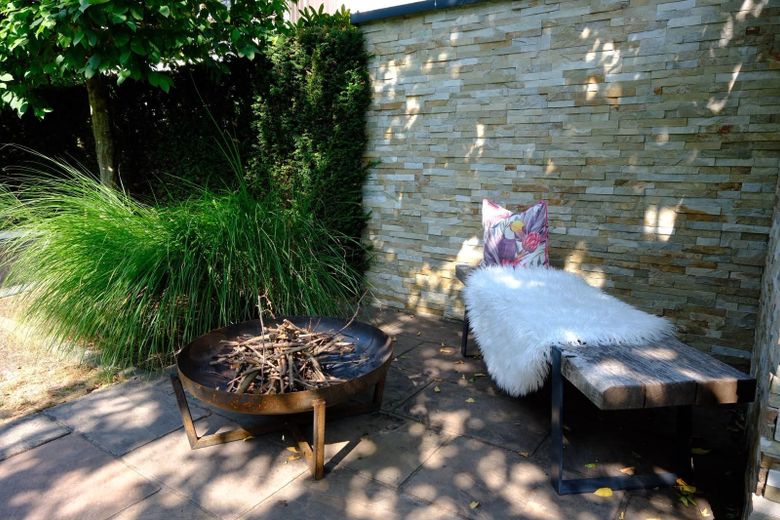 Exklusive Wohlfühloase in GE-Resse: 214 m² Luxus, Schreiner-Einbauten & traumhafter Naturpool – Feuerstelle 