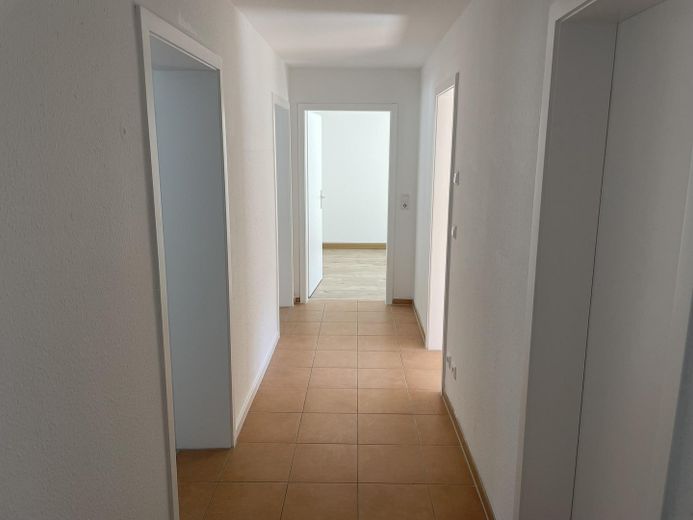 Flur von der Wohnungstür aus