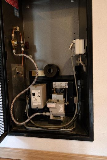 Gemütliches & bezugsfertiges Reihenmittelhaus in ruhiger, zentraler Lage von Senden Ay – Anlage (Heizung) 