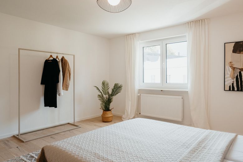 Erstbezug nach Sanierung | Helle 3,5-Zimmer-Wohnung mit Südbalkon (provisionsfrei & einzugsbereit) – Foto 8