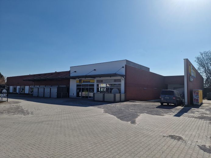 Erstbezug in Zepernick – Provisionsfreie KfW-40-EE Stadtvilla auf über 1.000 m² Grundstück – Umgebung Edeka Panketal