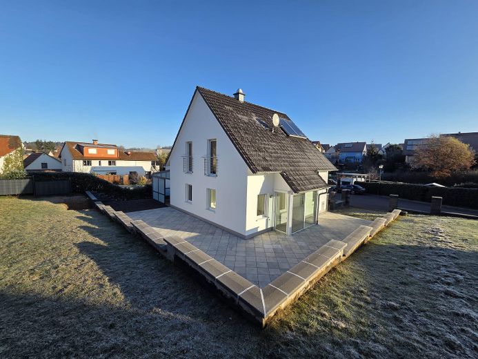 🏡 Massives Einfamilienhaus in Bestlage – modern, ruhig, sofort bezugsfrei – Foto 2