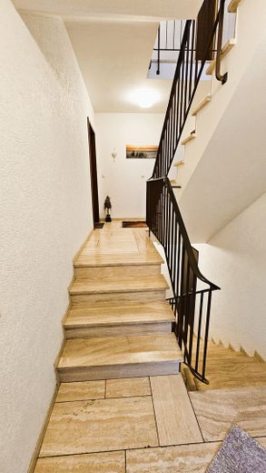 gepflegtes Treppenhaus