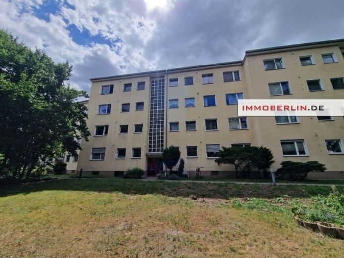 IMMOBERLIN.DE - Geschmackvoll modernisierte Wohnung mit ruhiger Südwestloggia – Foto 1