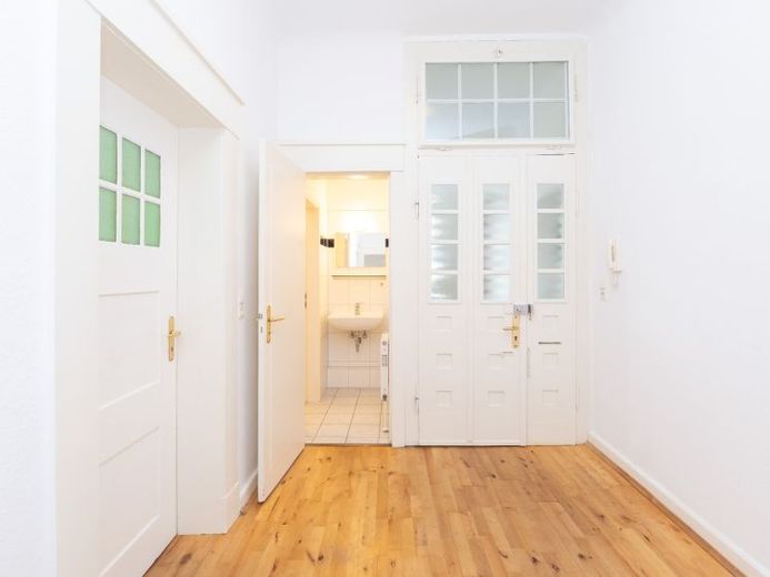 Wunderschöne Altbaueinheit zu verkaufen! Jetzt zur Wohnung umnutzen! – Foto 1