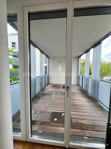Appartement meublé de 3 pièces avec balcon, place de stationnement et cave individuelle à Schwabing – 0a700ffa617a8dc92edfd8d042ad7d2a48f4d0e6.jpg