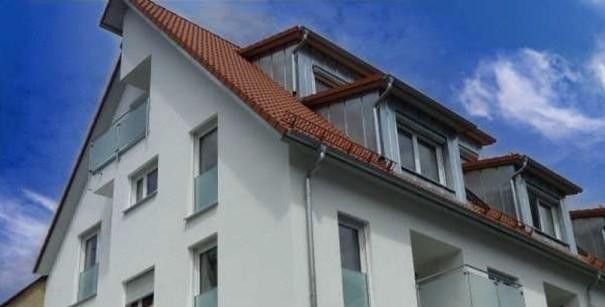 Elegante maisonette di 4 locali con balcone (casa KfW 55) dal 15/11/2026 – Aussengebäude