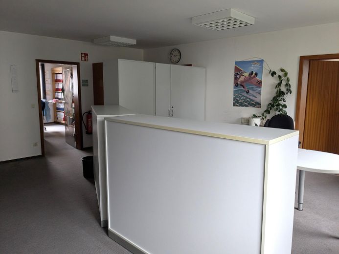Büro/ Praxisetage in bester Lage in Wolfenbüttel mit Parkplätzen – Empfang