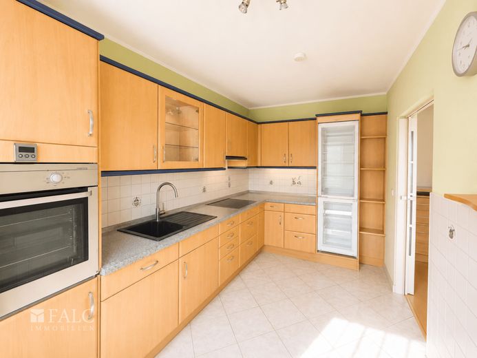 Gepflegte 2-Zimmer-ETW mit Balkon, Stellplatz und EBK - ideal für Eigennutzer und Kapitalanleger – Küche