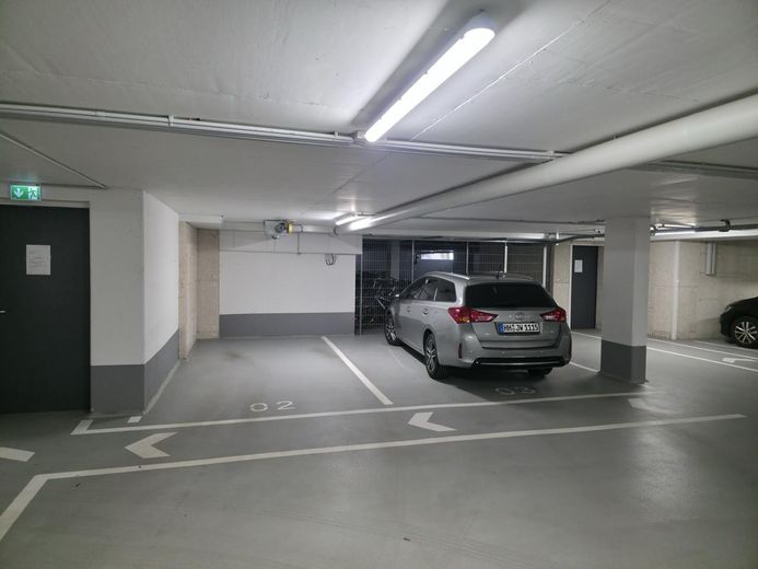 Großzügiger Stellplatz