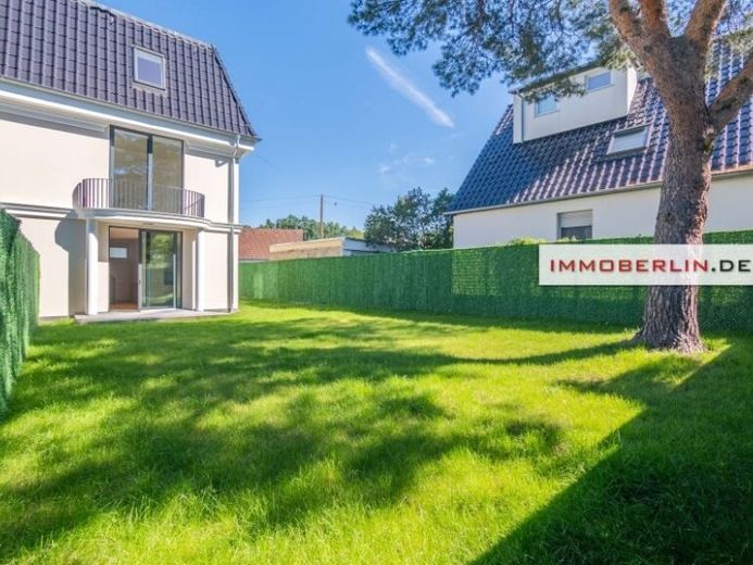 IMMOBERLIN.DE - Ersteinzug! Nobles Neubauhaus in familienfreundlicher Lage am Stadtrand – Foto 1