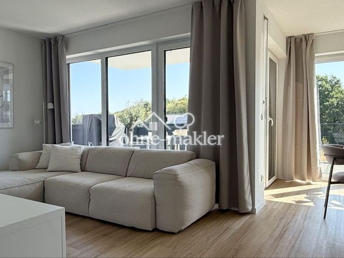 Nieuwbouw - zeer mooie, lichte 3,5-kamerwoning met inbouwkeuken, balkon en parkeerplaats in de ondergrondse garage in Möckmühl – Foto 1