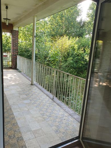 Wohnen wo Hamburg am schönsten ist Einfamilienhaus Doppelhaus Grundstück in Duvenstedt / Walddörfer – Bakon