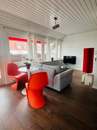 1.5 غرفة - جميع الإمكانيات - للتأجير - للسكن الشخصي - إمكانية Airbnb – Wohnzimmer - möbliert