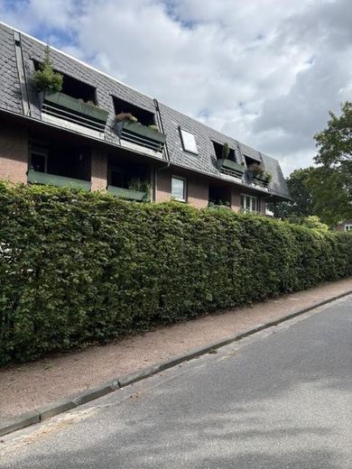 Hamburg Bergstedt’te geniş güneybatı sundurmalı ve yeşil manzaralı 2 odalı daire, 2. kat (son kat) – Fotoğraf 21