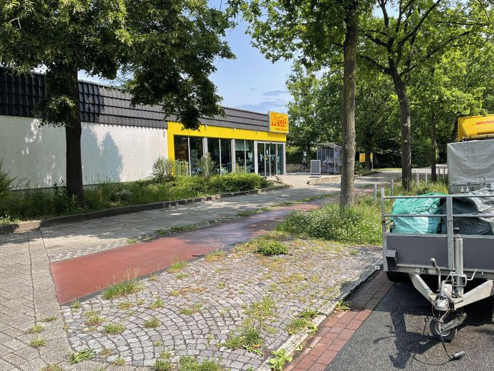 Supermarkt direkt nebenan
