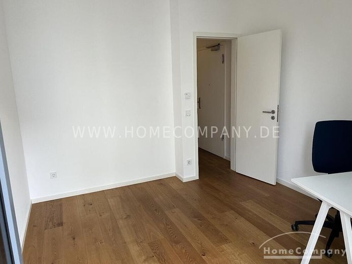 Helle, möblierte 3-Zimmer-Wohnung mit zwei Balkonen im Herzen von Berlin-Mitte – 34b8364542782c0e0451a0425ae8004fb783ceca.jpg