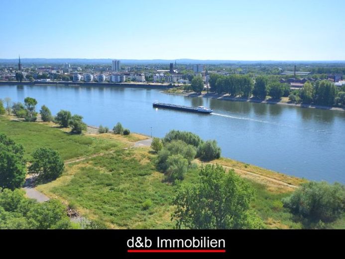 Rheinpanorama in Reinkultur - 2 Zi-Wohnung im Axa-/Colonia-Hochhaus. – Foto 1