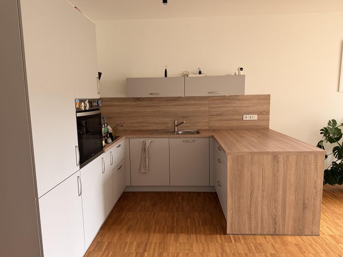 Großzügiges Wohnen auf zwei Ebenen – moderne 4-Zimmer-Wohnung - Lübeck – Küche K04