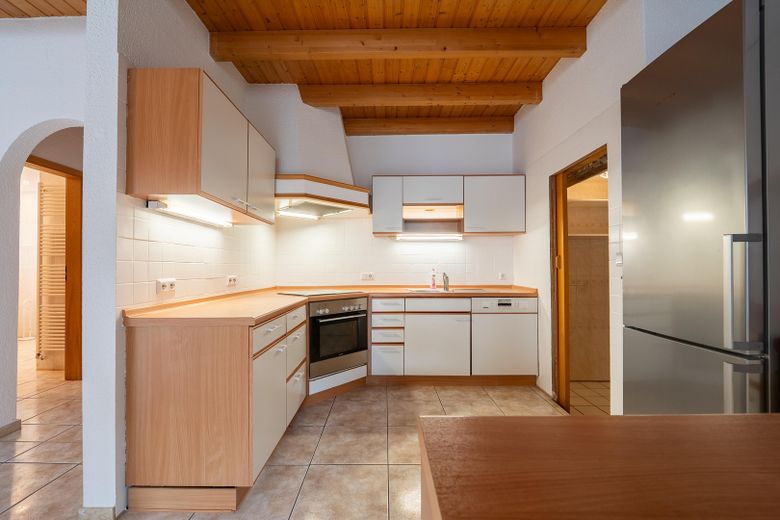 Kirchhain- Innenstadt Zentral - Frisch renoviertes Wohnhaus ! – Foto 5