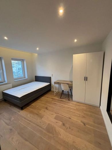WG-Zimmer ab sofort in gepflegter Wohnung / Gugelstraße 96, Nürnberg / WE5 / Zi.1 – Schlafzimmer