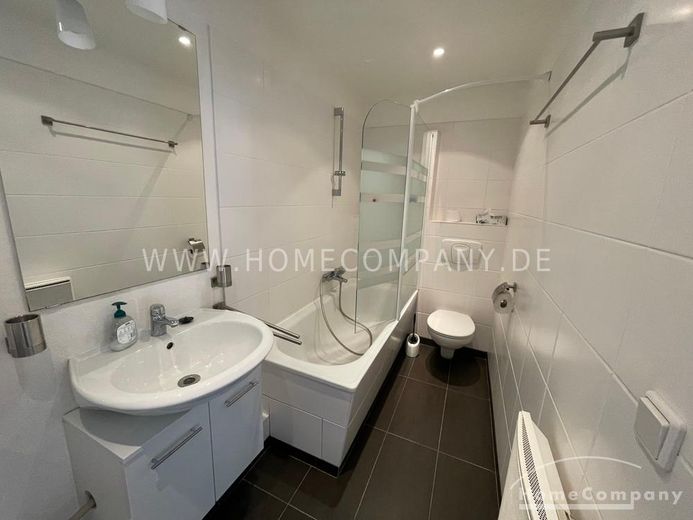 20426K1R HomeCompany Dresden Möbliert/Furnished 1,5 Zimmer Apartment mit Dachterrasse in Dresden-Loschwitz max. 2 Personen – 0143b42544f24a1ec63f842c972447bdd8b0aeb1.jpg