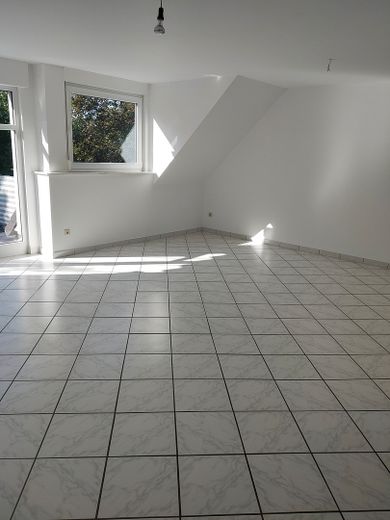 Top Maisonette-Wohnung mit 105 m² Wohnfläche und Balkon – Foto 15