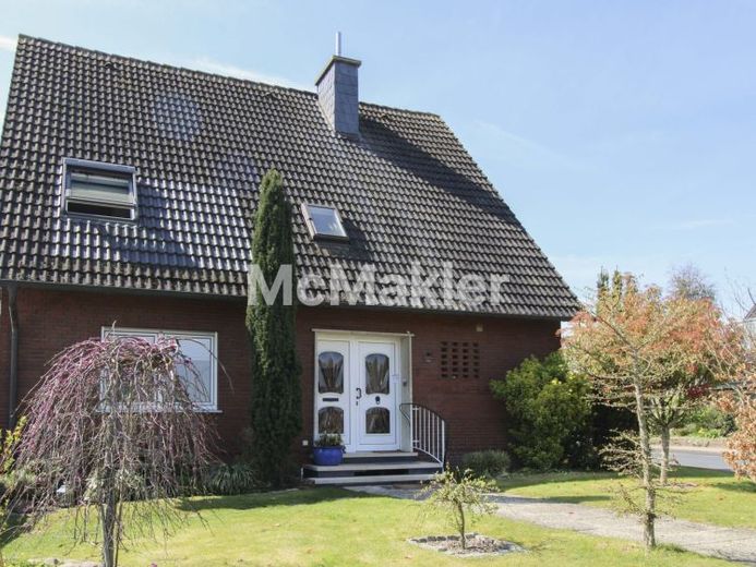 Familienfreundliche Eigentumswohnung im 1. OG: Ihr neues Zuhause mit eigenem Südgarten – Foto 1
