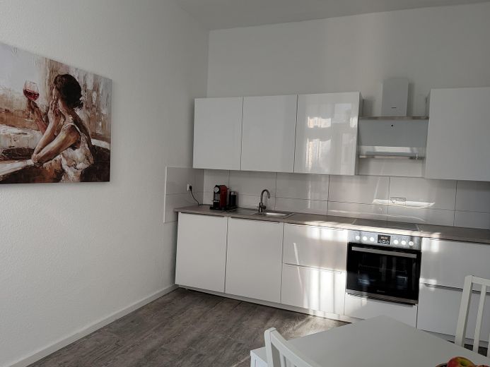con aire acondicionado, completamente amueblado, recién renovado, listo para entrar a vivir, 2 hab., baño con cocina y balcón – Foto 13