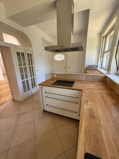 6,5-Zimmer-Wohnung in  hochherrschaftliche Villa – फोटो 16
