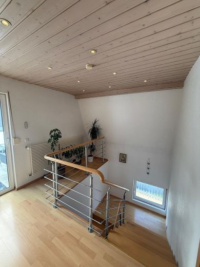 Light-filled detached house in an attractive residential area – Flur