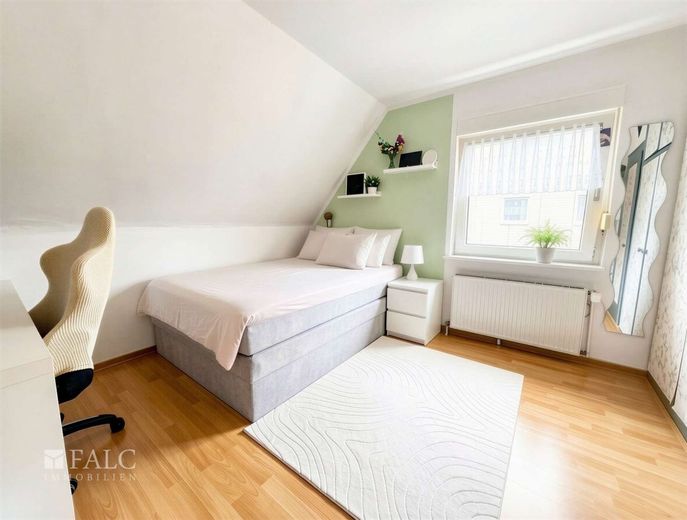 Familienfreundliches Einfamilienhaus mit großem Garten, Garage und vielseitigem Hobbybereich – Kinderzimmer 1. OG