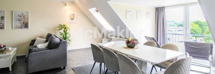 Stilvolle Maisonette mit Platz, Komfort und zwei Stellplätzen