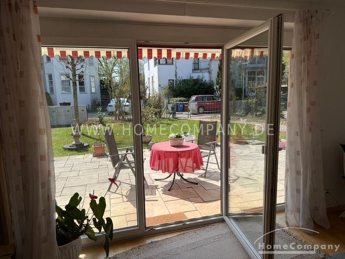 Geschmackvoll möblierte 2-Zimmer-Terrassenwohnung mit Gartenanteil – d295354484308ab4737af985d64b9a25beebd88a.jpg