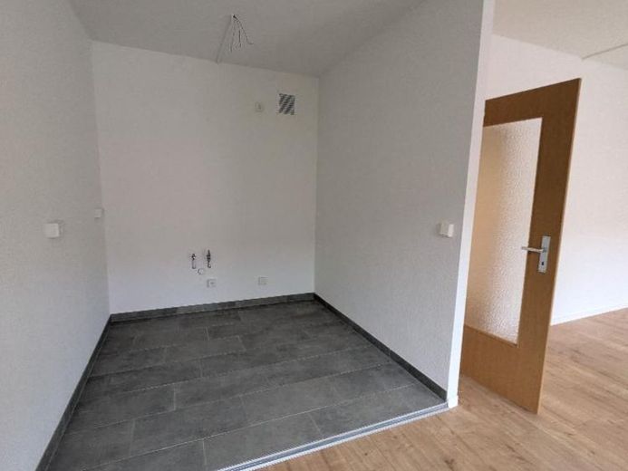 Appartamento ristrutturato di 3 locali a Kappel – Foto 1