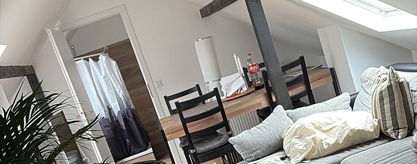 Wohnzimmer Möbliert
