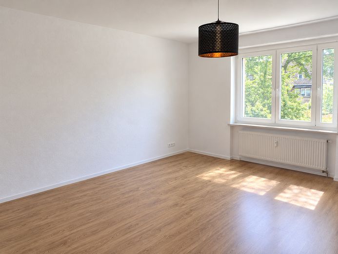 Schön geschnittene 2-Zimmer-Wohnung in Schöneck-Kilianstädten – Foto 2