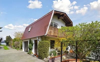ZEIT ZUM ANKOMMEN – FISCHERHAUS MIT SEEBLICK