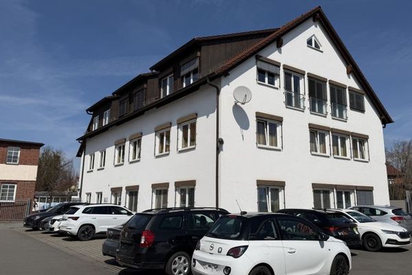 Sömmerda Doktorlar Binasında Boşalacak Büro veya Muayenehane Alanı