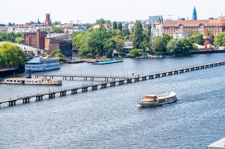 Luxuriöses Apartment an der Spree mit großer Sonnen-Dachterrasse – Blick von der Dachterrasse