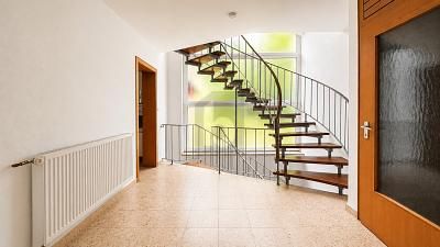 LIVING IN GREENERY – YOUR HOME AT THE EDGE OF THE FOREST – 1784283417_2bd5f45.jpg
