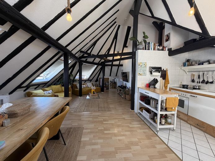 Wohnzimmer/ Küche 