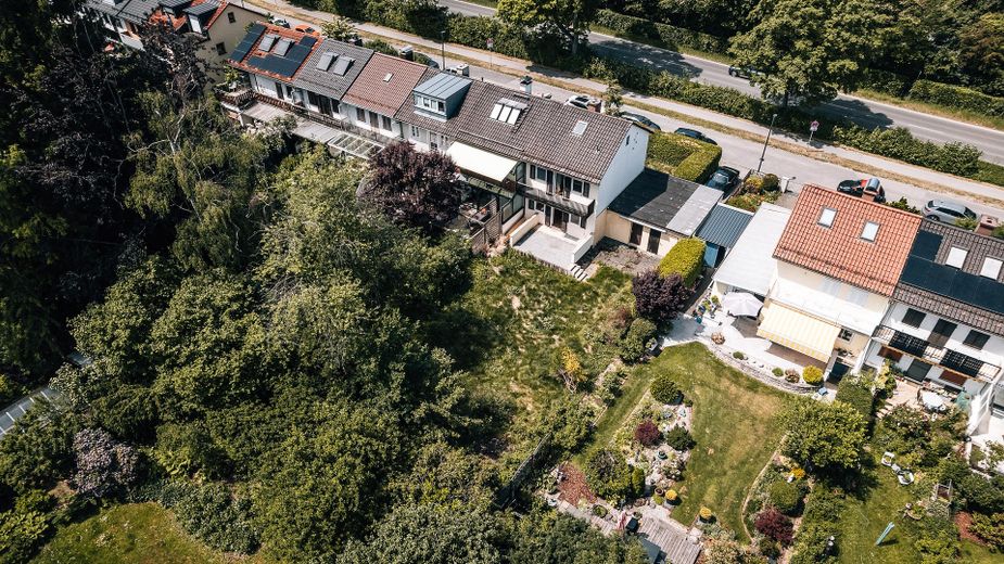 Traumhaftes Gartengrundstück 507qm Nähe Isarhochufer in Pullach mit großem Potential – Vogelperspektive Grundstück